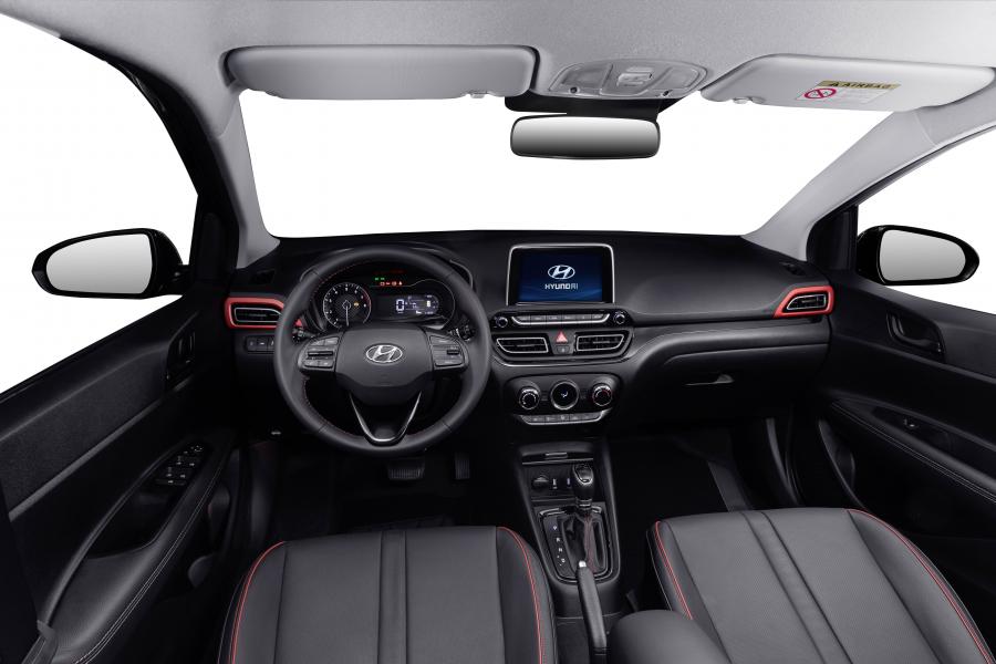 Торпедо Hyundai HB20X 2019 года  (фото 3 из 14)